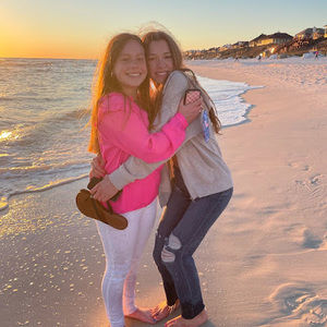 Meet your Posher, Ella